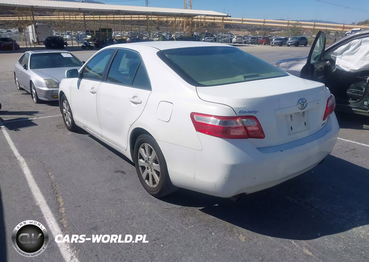 2009 Toyota Camry Xle VIN:4T1BK46K29U588102 - 3