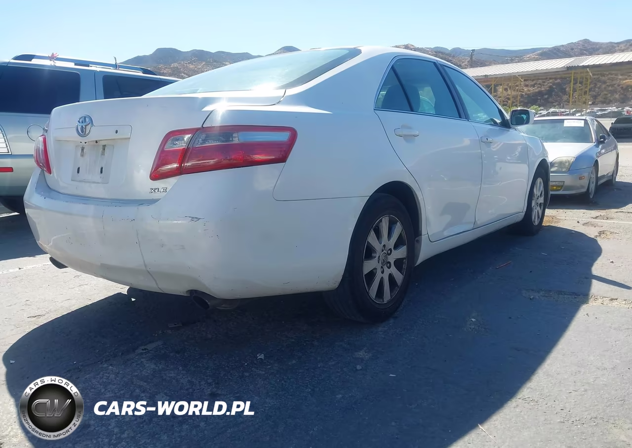 2009 Toyota Camry Xle VIN:4T1BK46K29U588102 - 4