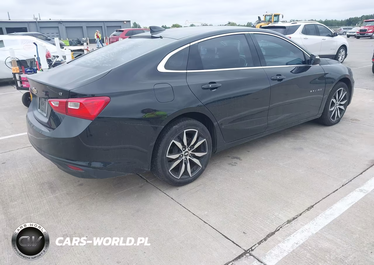 2017 Chevrolet Malibu Lt VIN:1G1ZE5ST7HF282037 - 4