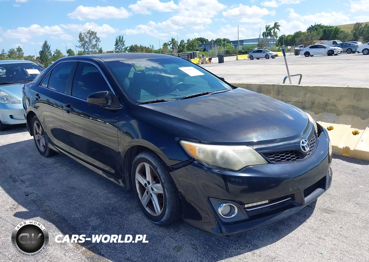 2012 Toyota Camry Se – zdjęcie 1 z 11