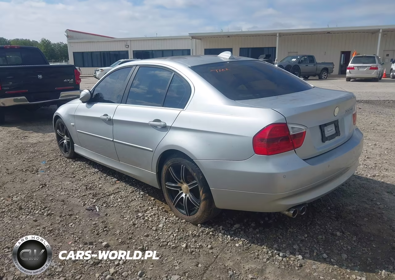 2006 BMW 330Xi VIN:WBAVD335X6KV60069 - 3
