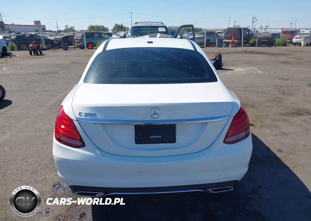 2018 Mercedes-Benz C 300 VIN:55SWF4JB4JU273332 - 16