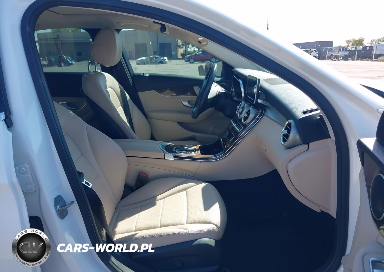 2018 Mercedes-Benz C 300 VIN:55SWF4JB4JU273332 - 5