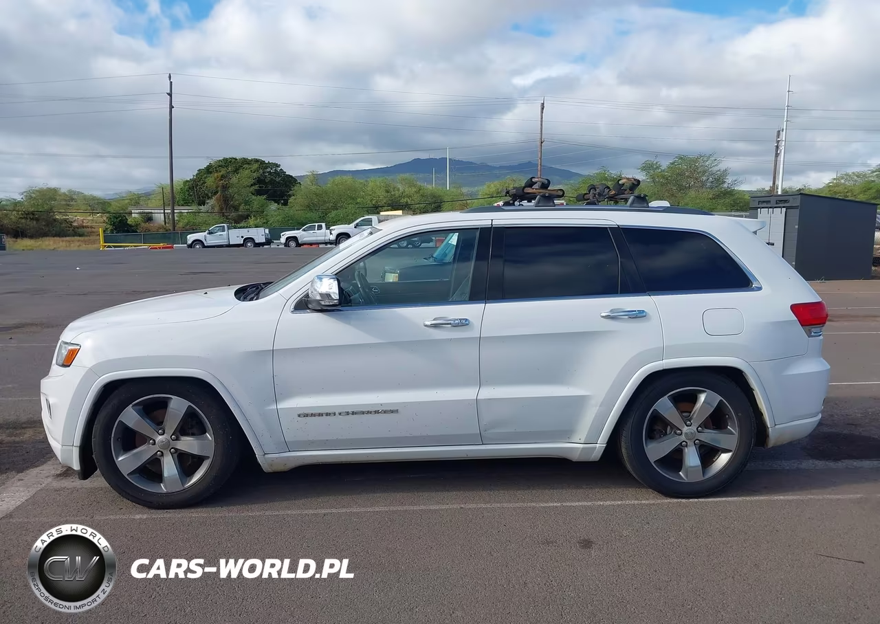 2015 Jeep Grand Cherokee Overland VIN:1C4RJFCT8FC213640 - 14