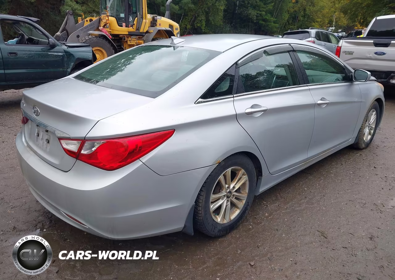 2013 Hyundai Sonata Gls Pzev VIN:5NPEB4AC8DH626078 - 4