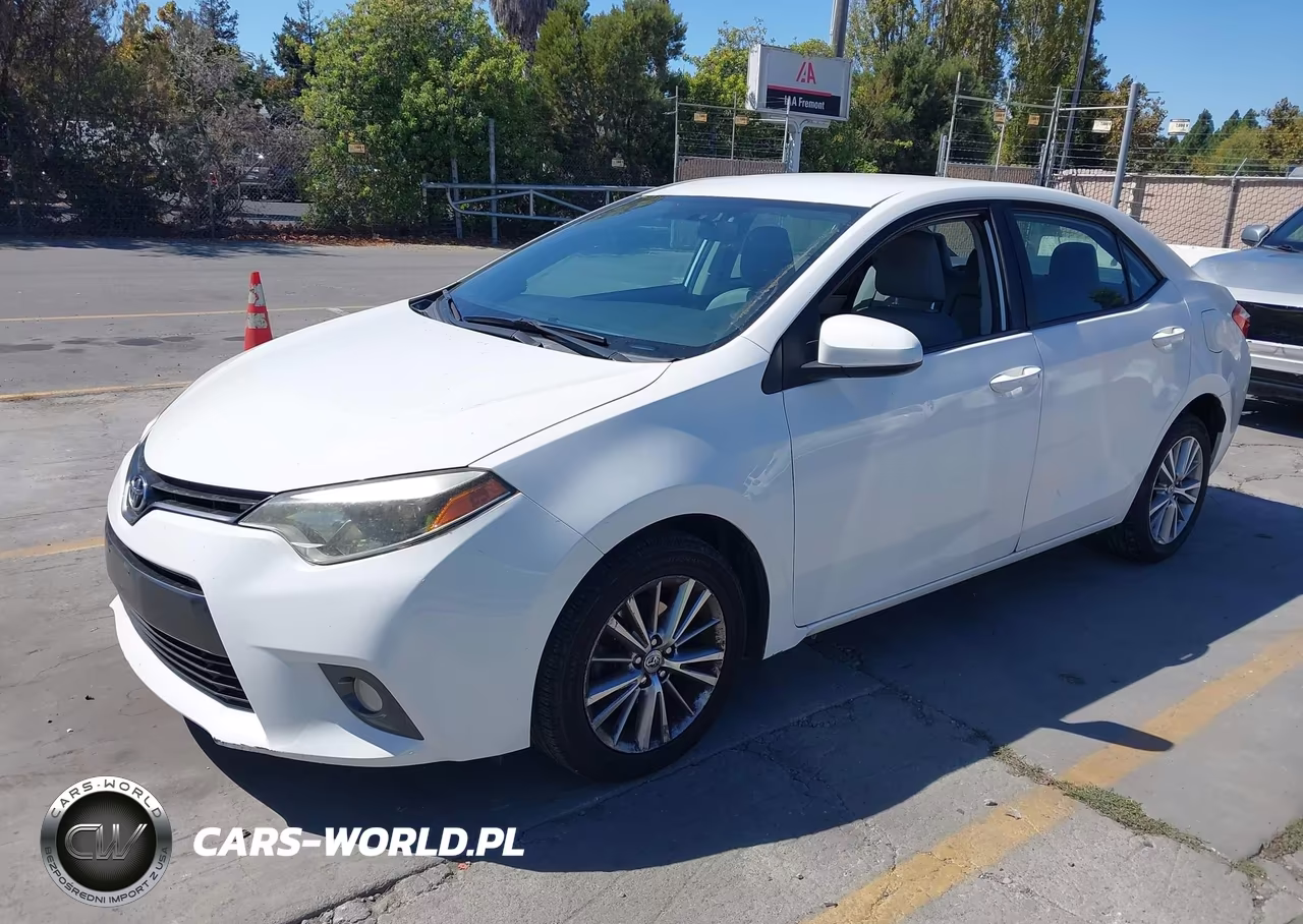 2015 Toyota Corolla Le Plus VIN:5YFBURHE1FP181366 - 2