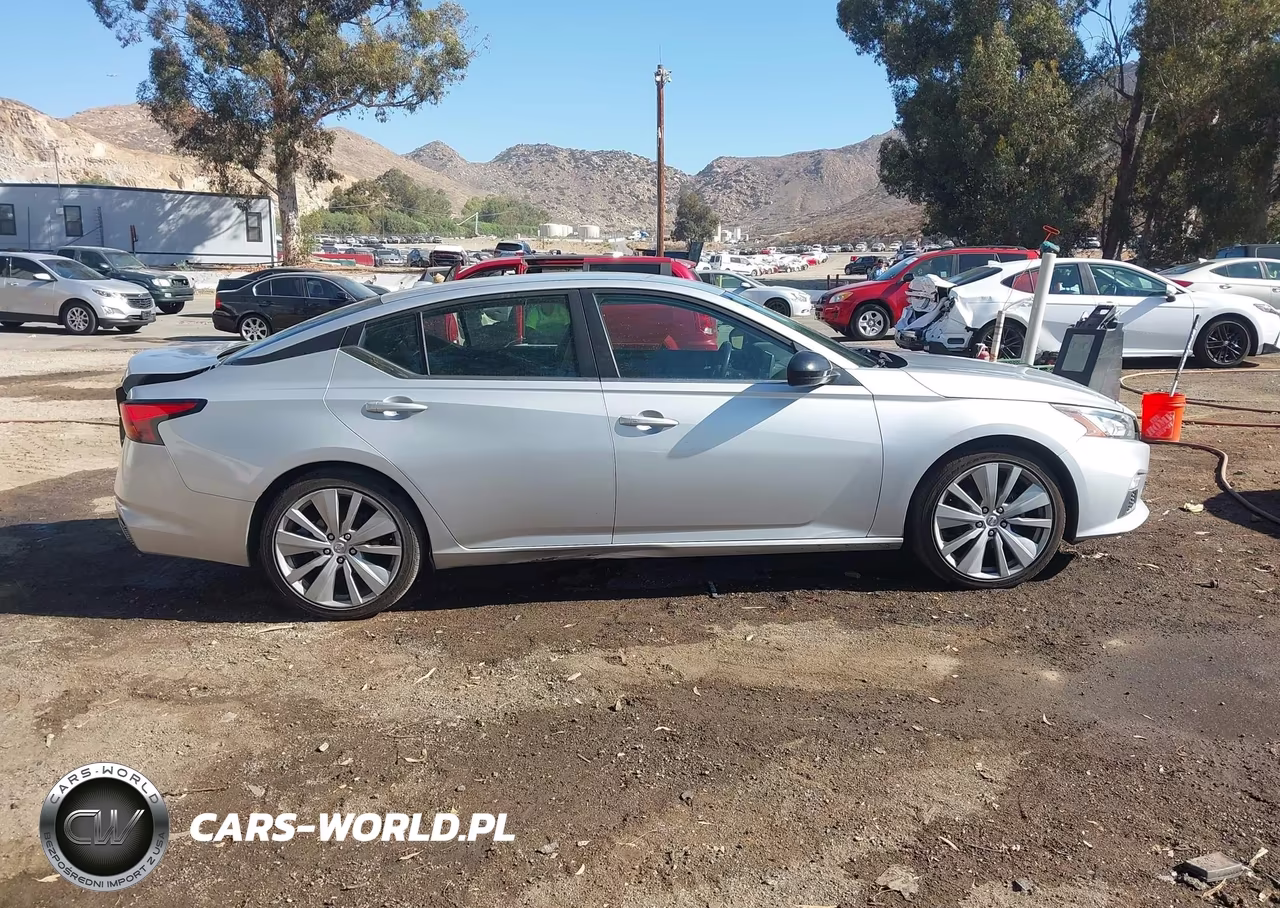 2019 Nissan Altima 2.5 Sr VIN:1N4BL4CV6KC128992 - 13