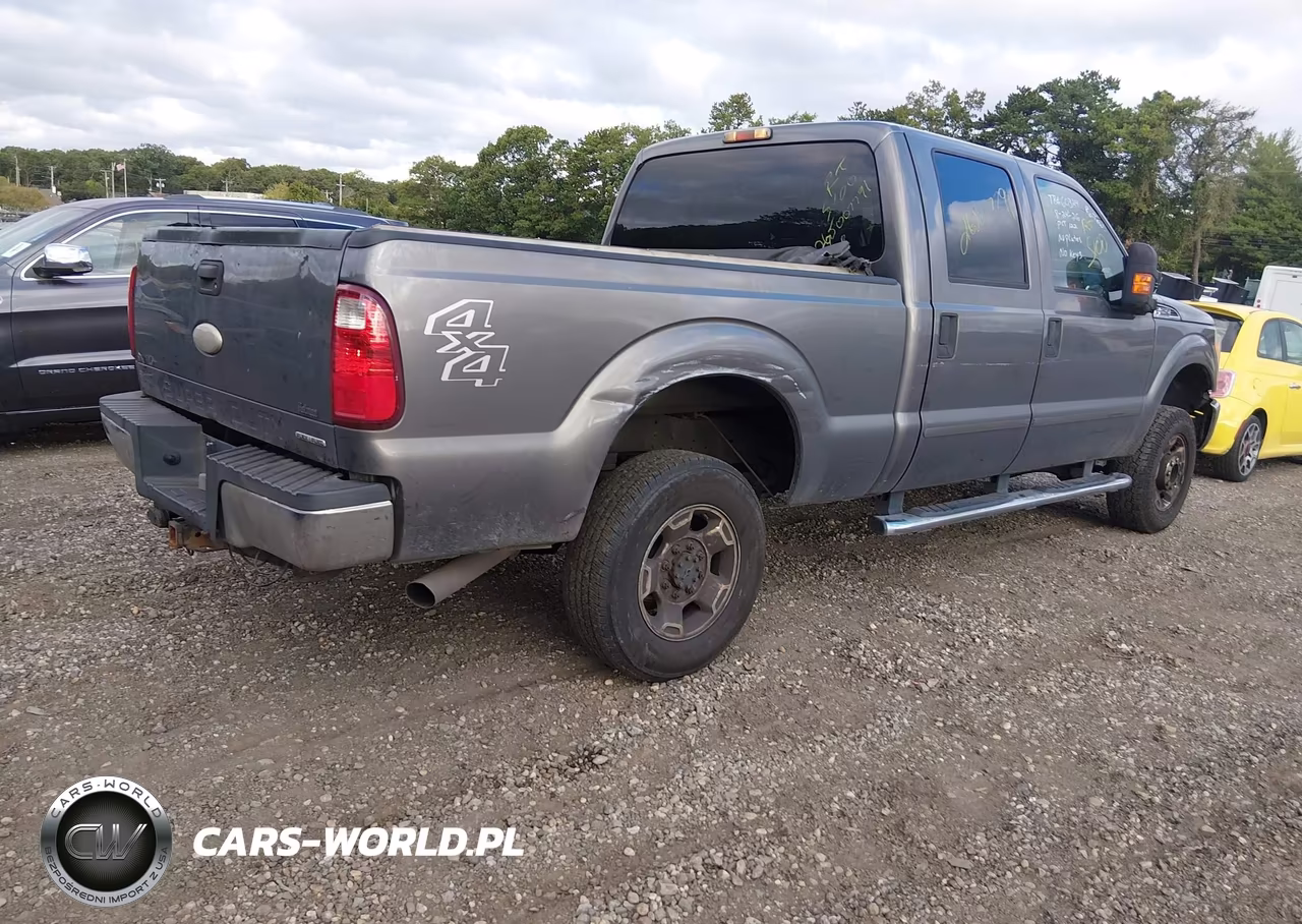 2012 Ford F-250 Xlt VIN:1FT7W2B60CEA00839 - 4