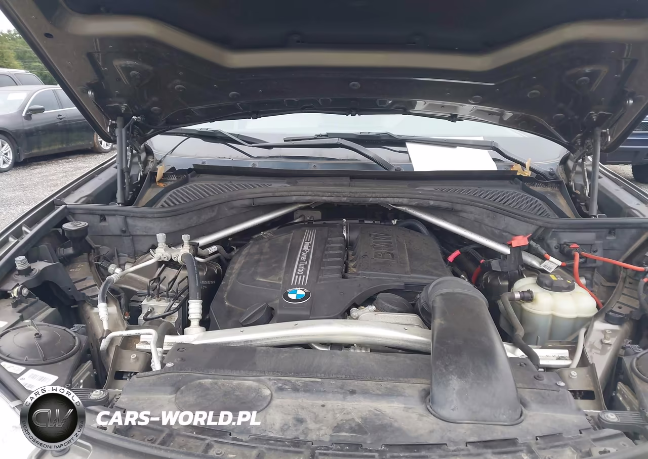 2018 BMW X5 xDrive35I VIN:5UXKR0C55J0X93737 - 10