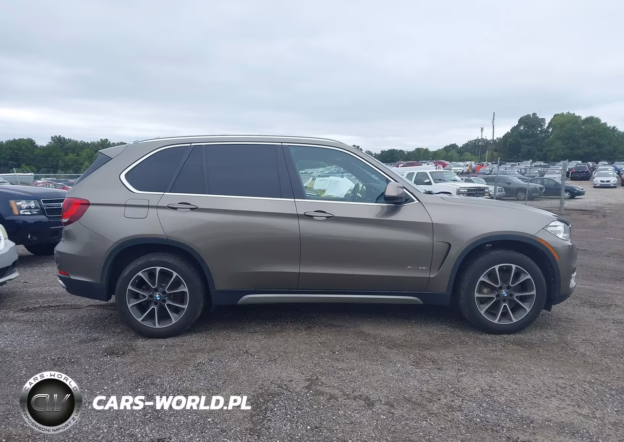 2018 BMW X5 xDrive35I VIN:5UXKR0C55J0X93737 - 13