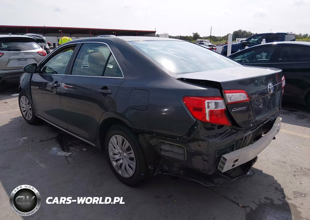 2012 Toyota Camry Le VIN:4T1BF1FKXCU039127 - 3