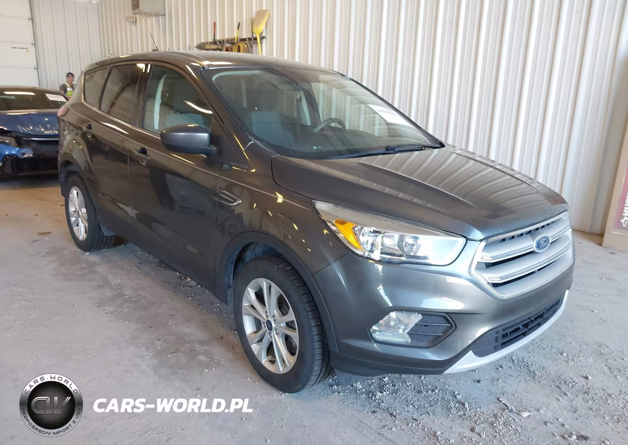 2019 Ford Escape Se VIN:1FMCU9GD4KUA98570 - 1