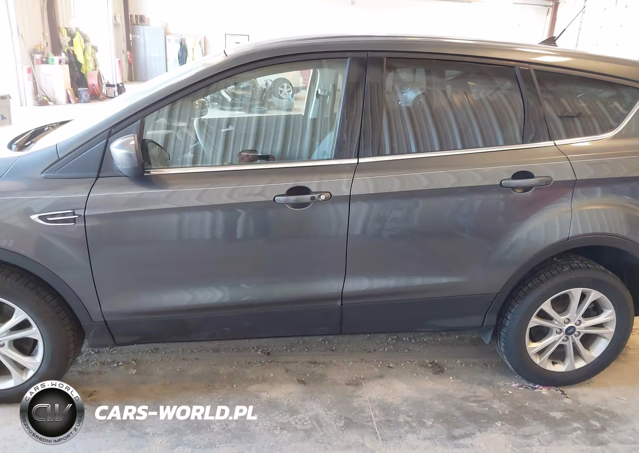 2019 Ford Escape Se VIN:1FMCU9GD4KUA98570 - 14
