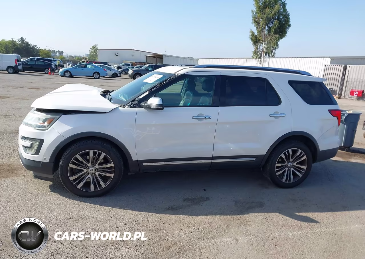 2016 Ford Explorer Platinum VIN:1FM5K8HT2GGC47823 - 16