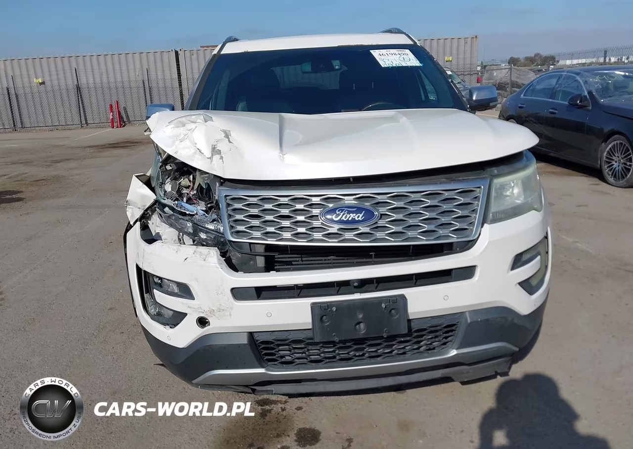 2016 Ford Explorer Platinum VIN:1FM5K8HT2GGC47823 - 6
