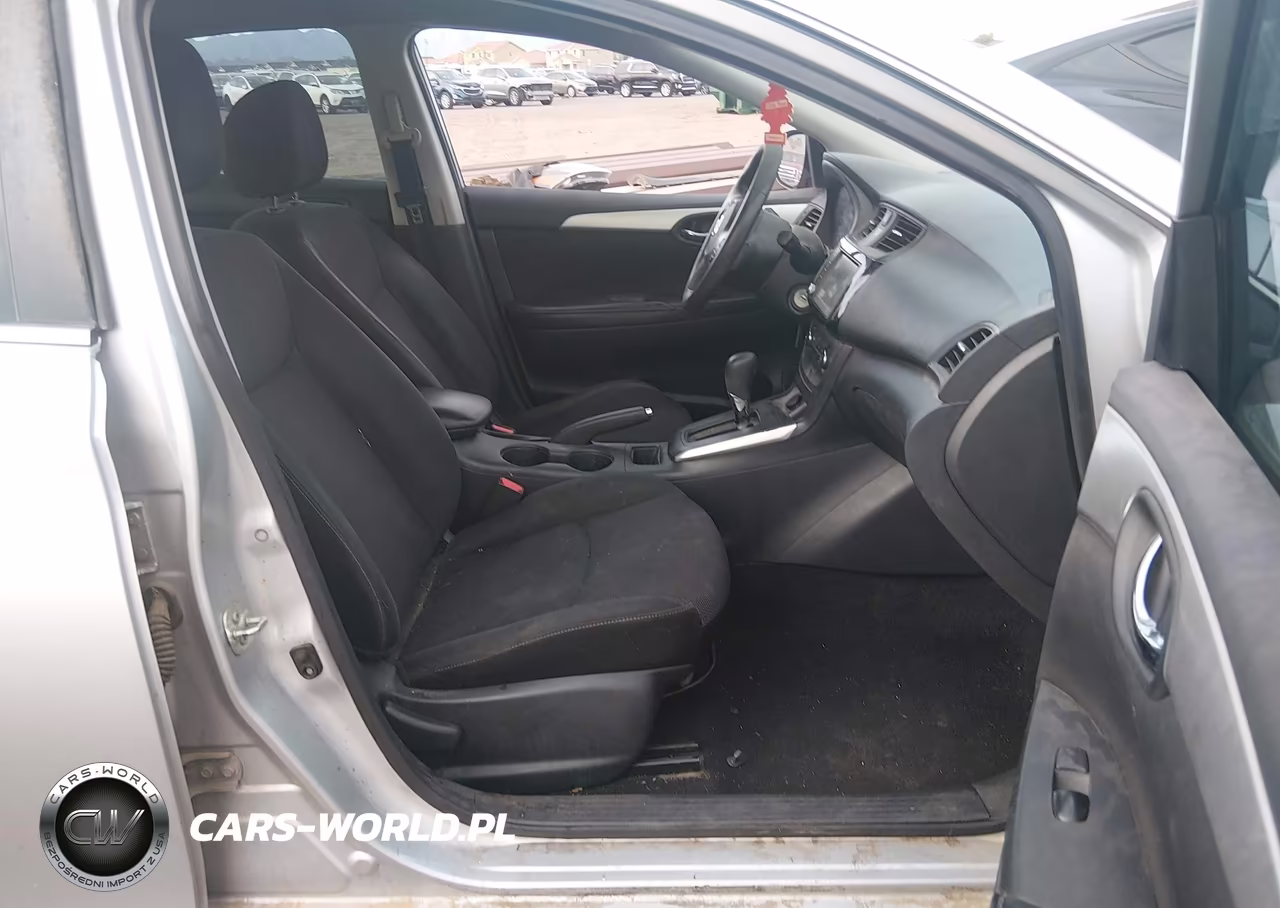 2019 Nissan Sentra S VIN:3N1AB7AP2KY249835 - 5