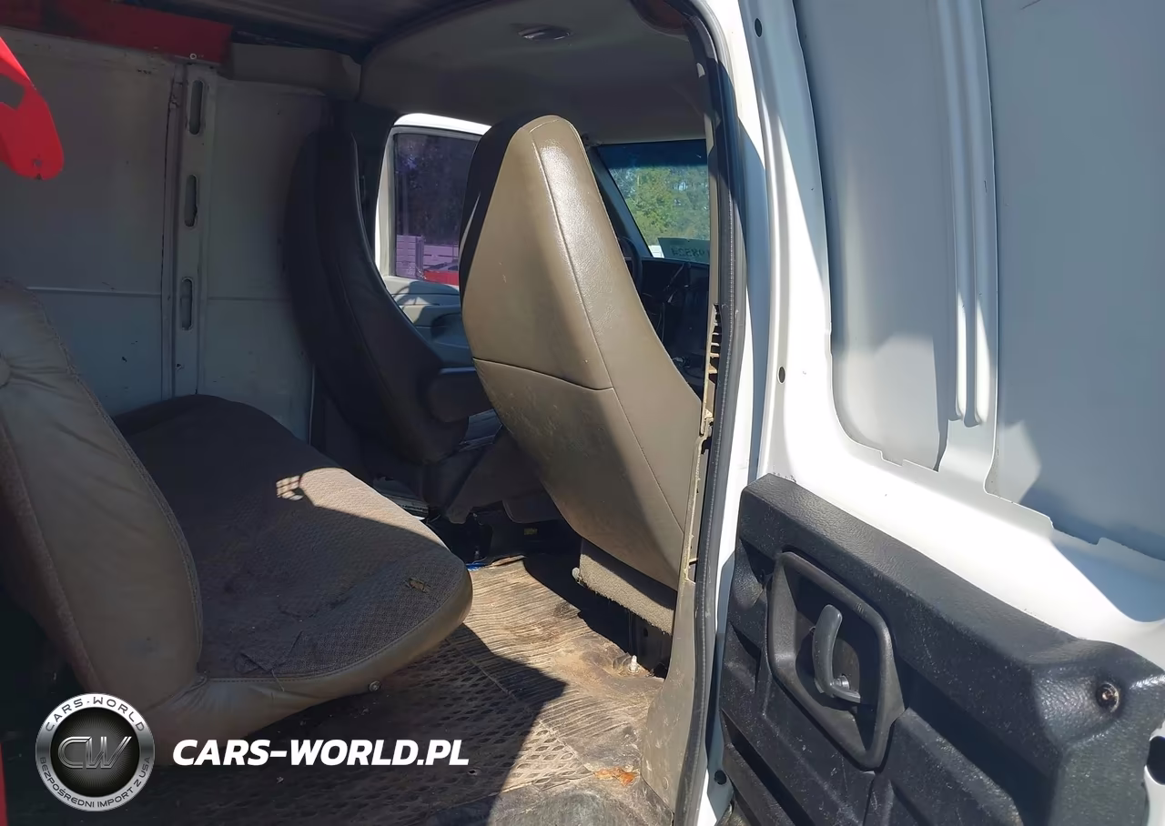2013 Chevrolet Express Work Van VIN:1GCWGFBA6D1115426 - 8