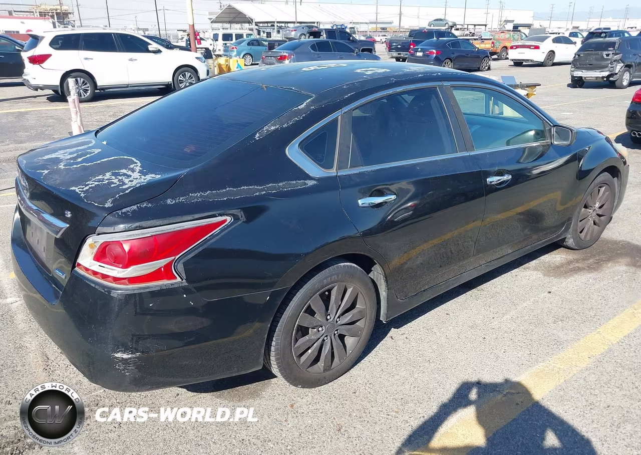 2013 Nissan Altima 2.5 S VIN:1N4AL3AP6DN489947 - 4