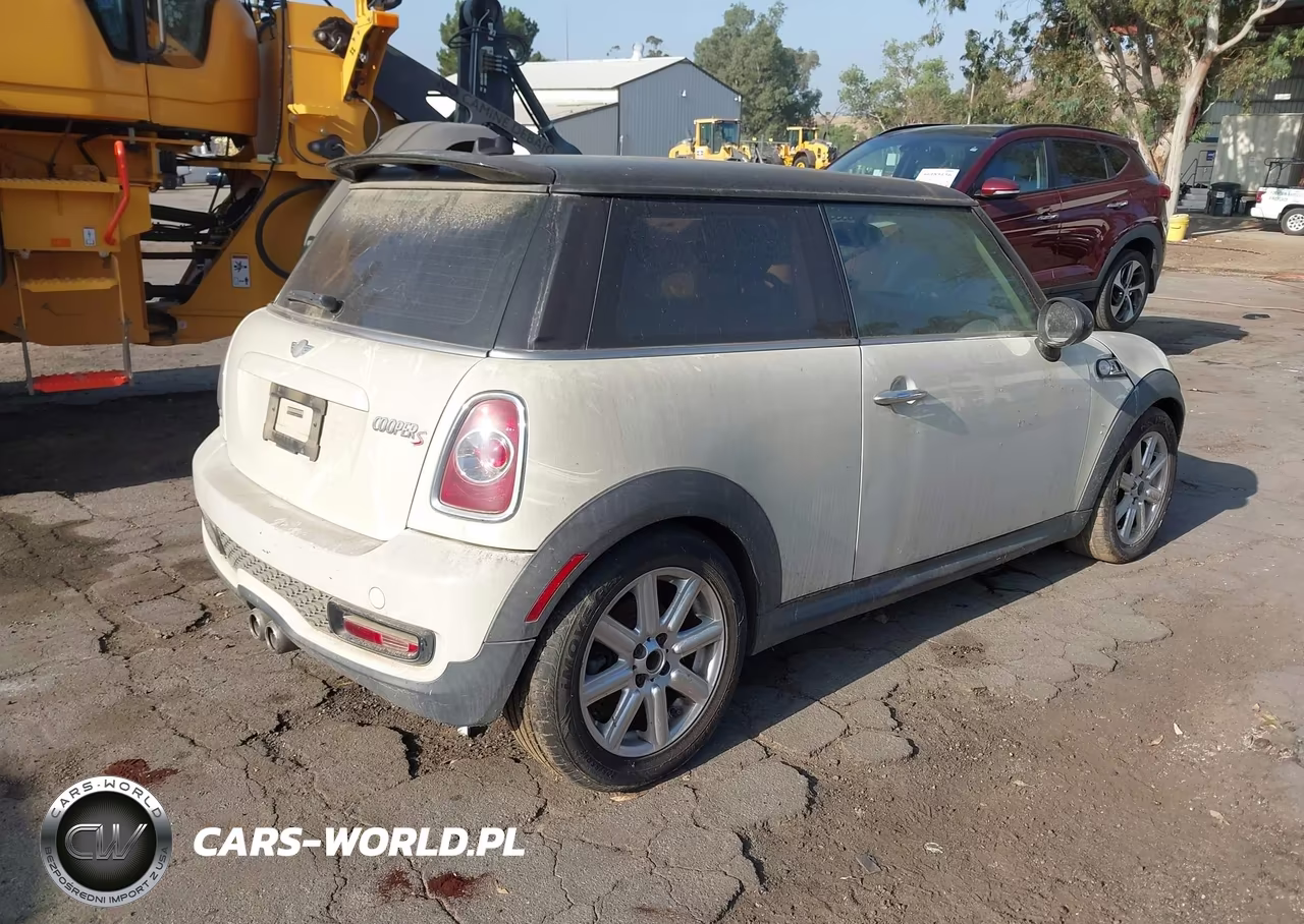 2011 Mini Cooper S VIN:WMWSV3C57BTY16141 - 4