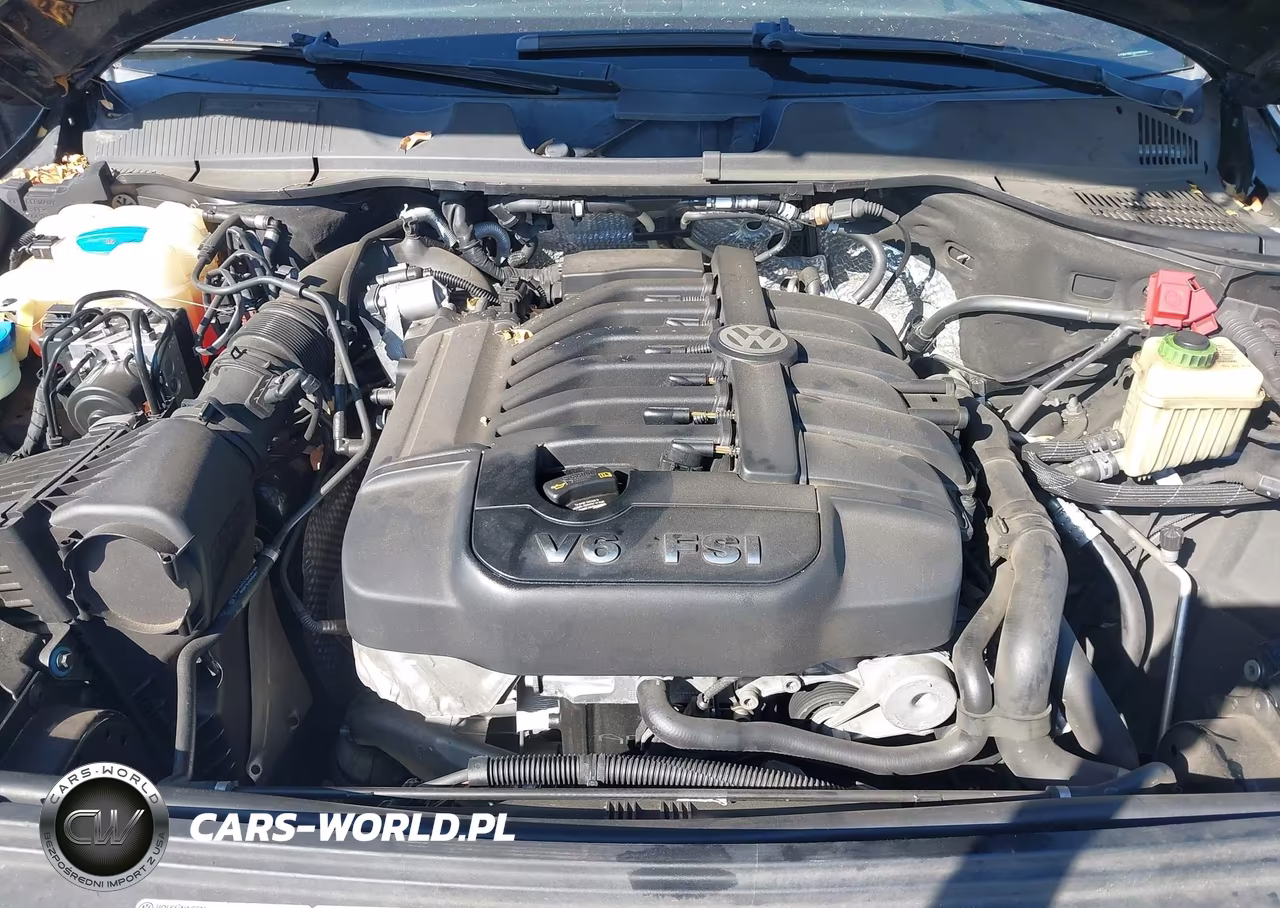 2013 Volkswagen Touareg Lux VIN:WVGEF9BP2DD005925 - 10