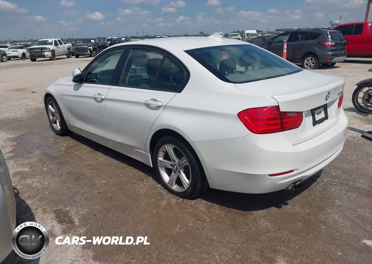 2013 BMW 3 Series 328I VIN:WBA3C1C54DF435881 - 3