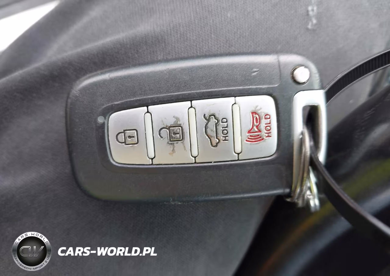 2013 Hyundai Genesis 3.8 Track VIN:KMHHU6KJ6DU107659 - 11