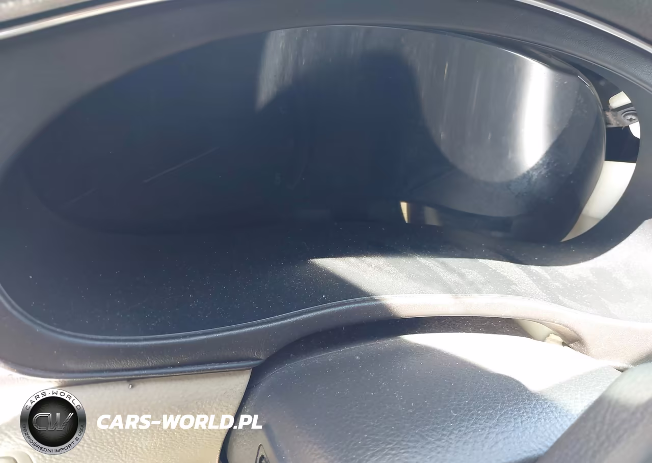 2012 Hyundai Genesis 3.8 VIN:KMHGC4DD4CU208319 - 7