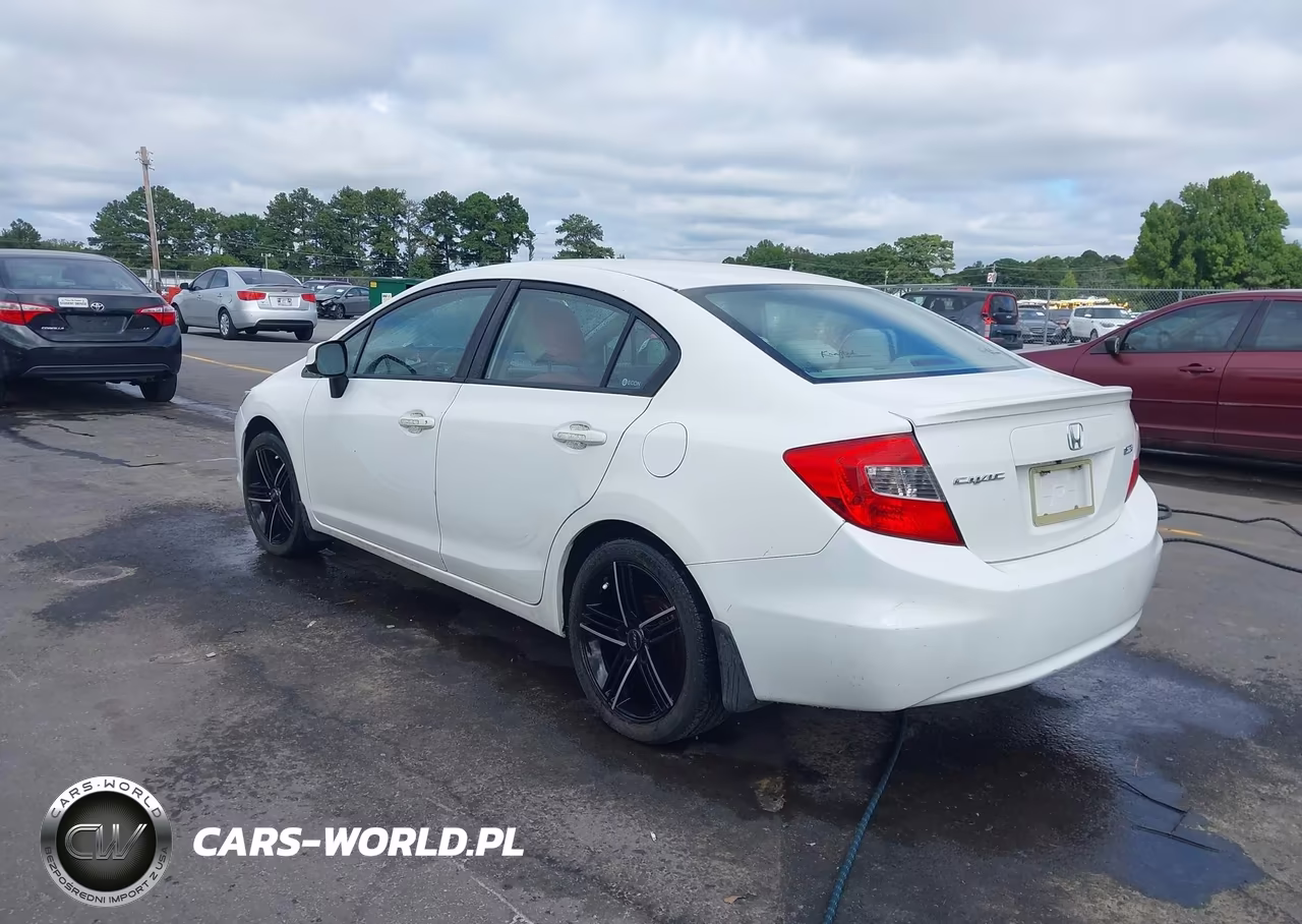 2012 Honda Civic Sdn Hf VIN:2HGFB2F6XCH523166 - 3