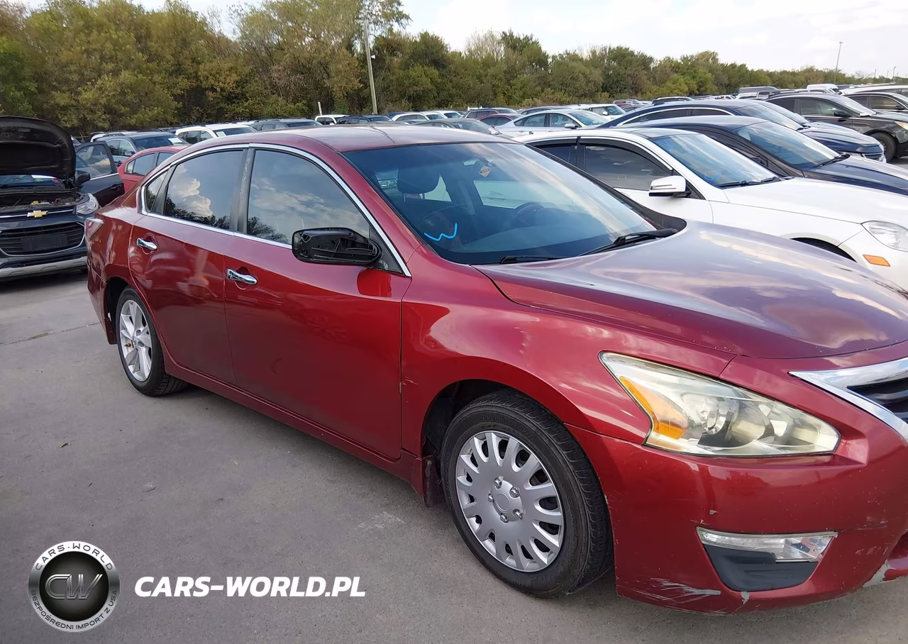 2015 Nissan Altima 2.5 S VIN:1N4AL3AP2FN350188 - 13