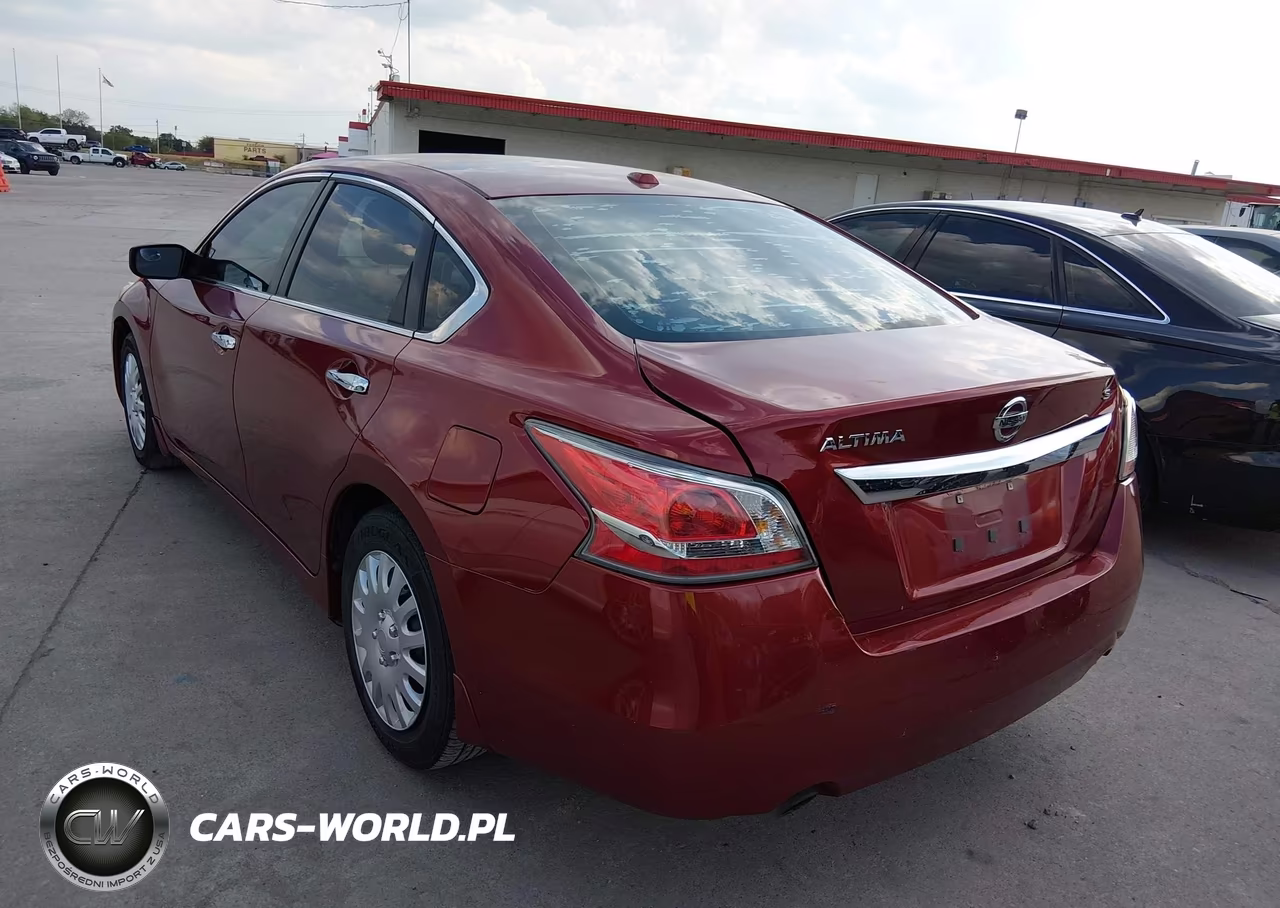 2015 Nissan Altima 2.5 S VIN:1N4AL3AP2FN350188 - 3