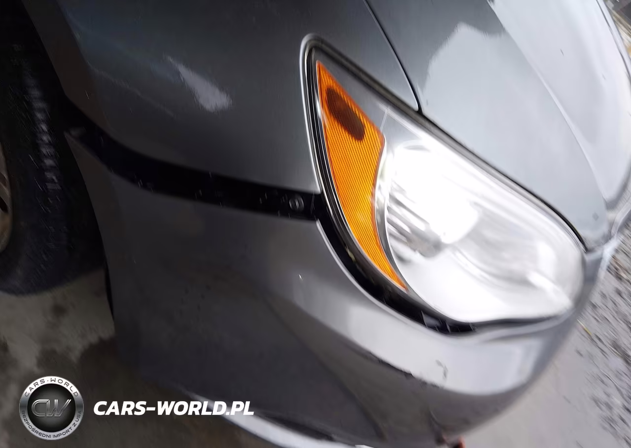 2013 Chrysler 200 Touring VIN:1C3CCBBB5DN545185 - 12