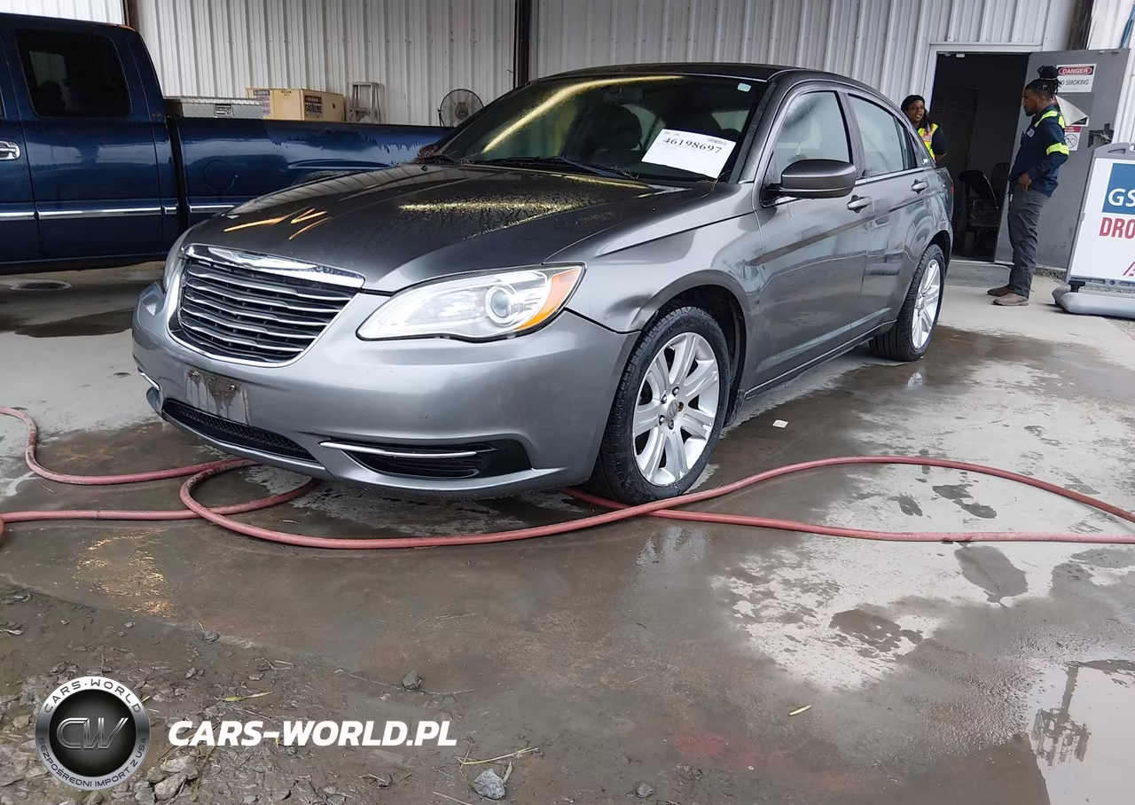 2013 Chrysler 200 Touring VIN:1C3CCBBB5DN545185 - 2