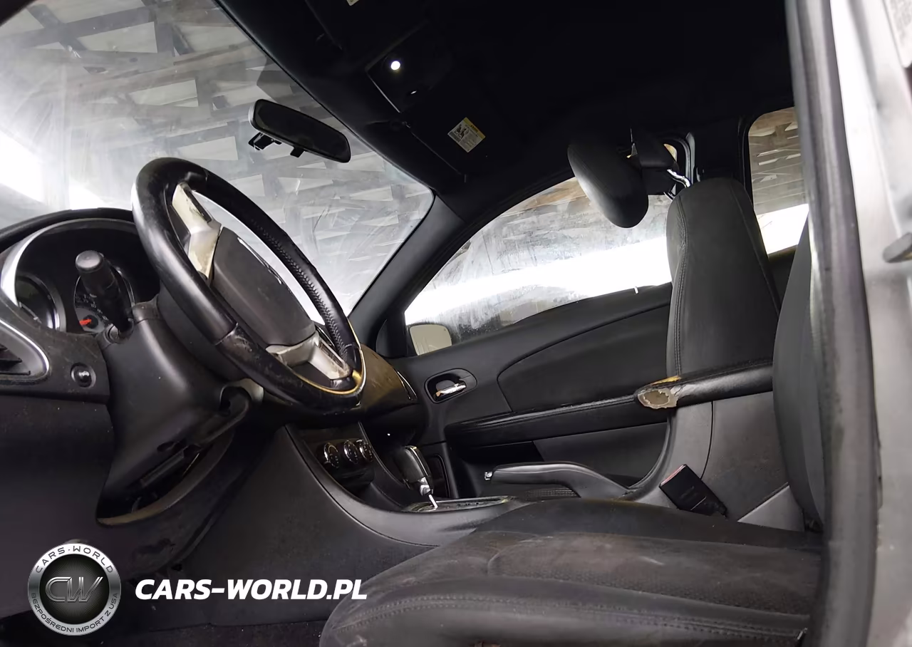 2013 Chrysler 200 Touring VIN:1C3CCBBB5DN545185 - 5