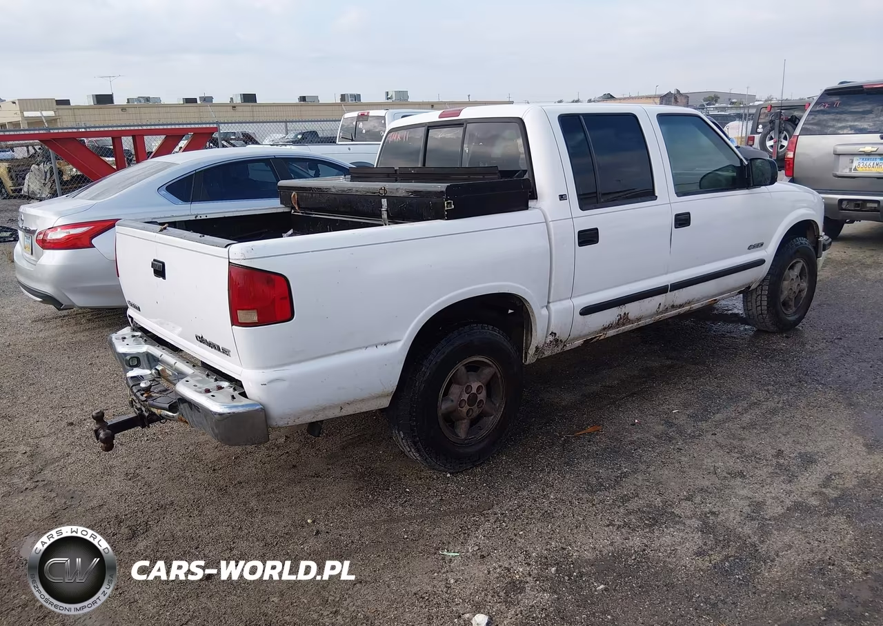 2002 Chevrolet S-10 Ls VIN:1GCDT13W12K174844 - 4