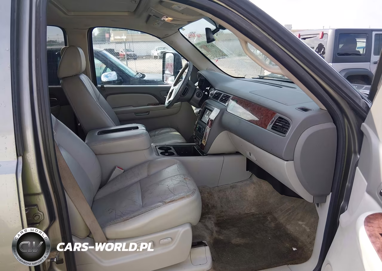 2007 Chevrolet Suburban 1500 Lt VIN:1GNFK16327R390012 - 5
