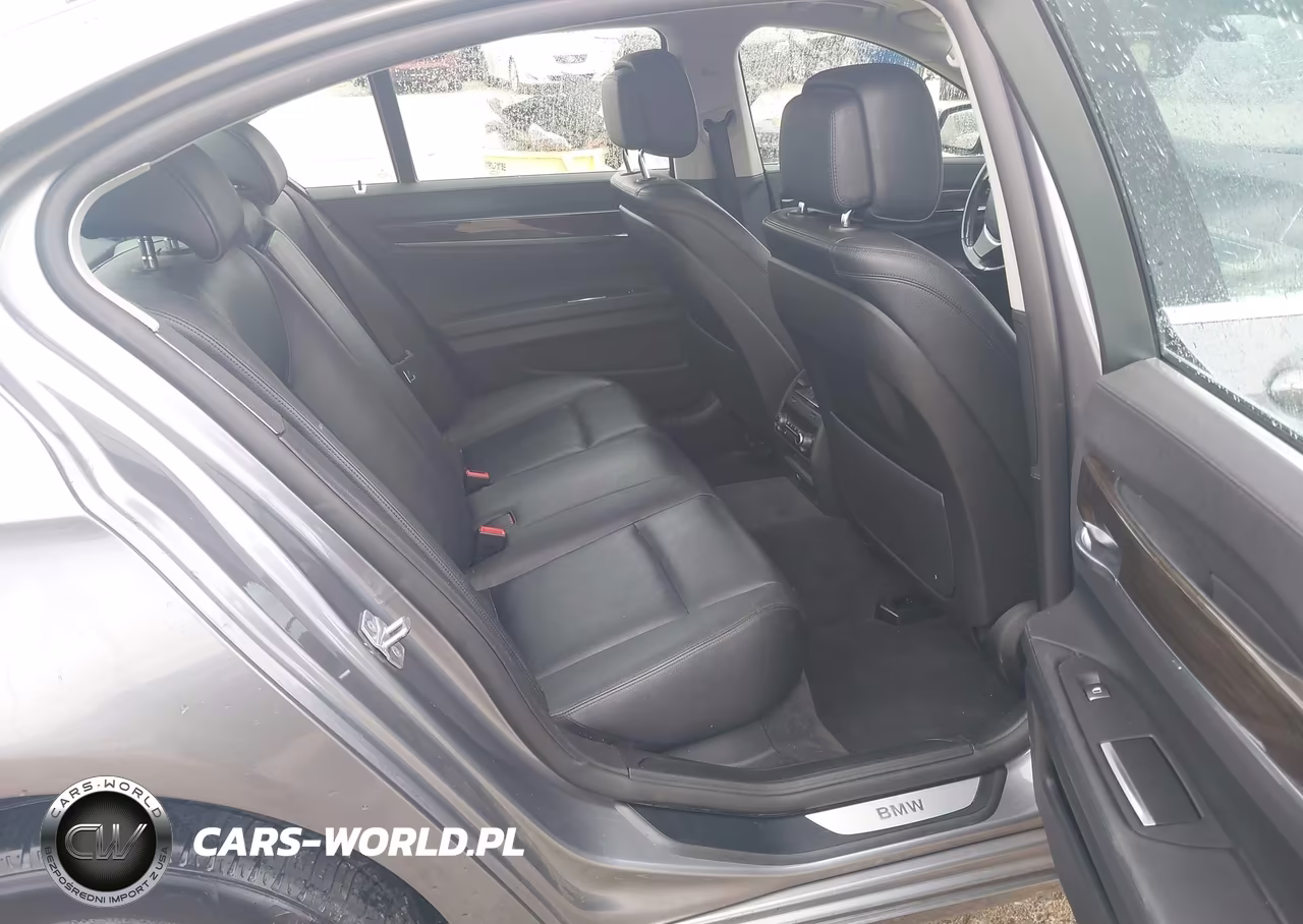 2013 BMW 740I VIN:WBAYA6C58DD143798 - 8