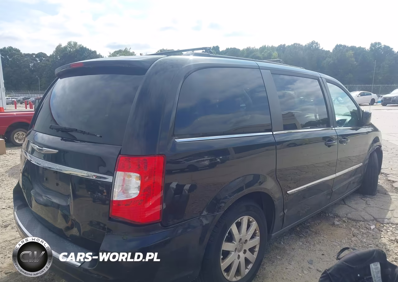 2013 Chrysler Town & Country Touring VIN:2C4RC1BG4DR631599 - 4