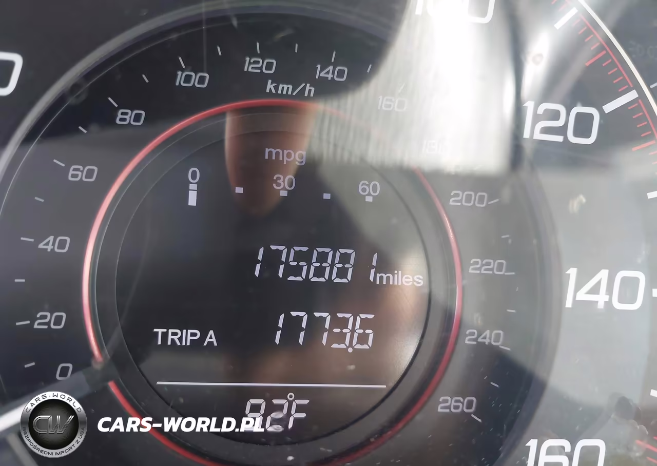 2014 Honda Accord Sport VIN:1HGCR2E57EA066552 - 15