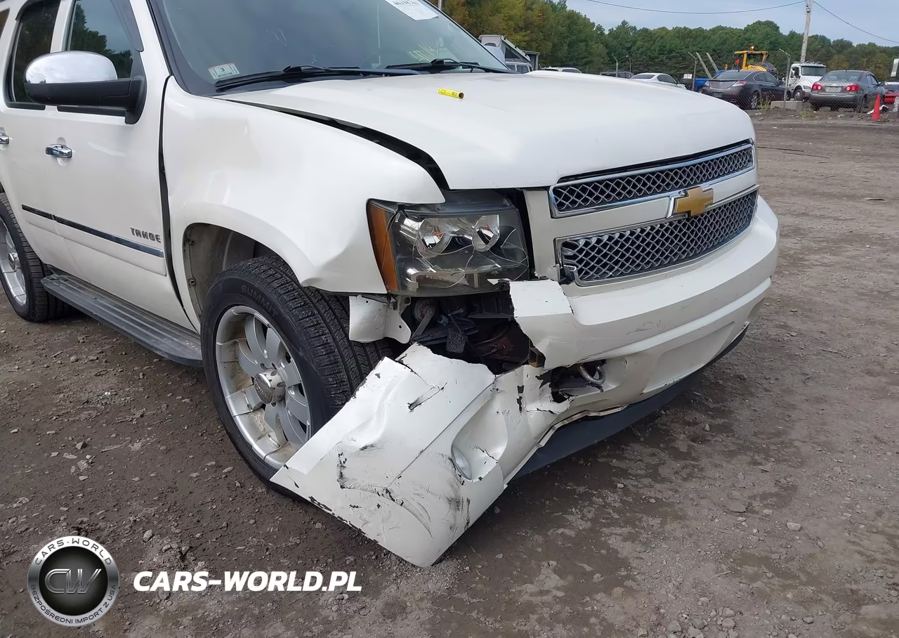 2011 Chevrolet Tahoe Ltz VIN:1GNSKCE06BR379640 - 6