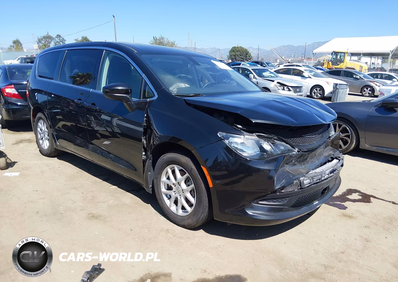 2022 Chrysler Voyager Lx VIN:2C4RC1CG1NR102966 - 1