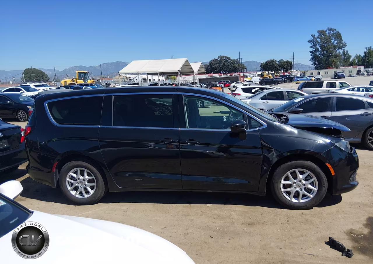 2022 Chrysler Voyager Lx VIN:2C4RC1CG1NR102966 - 13