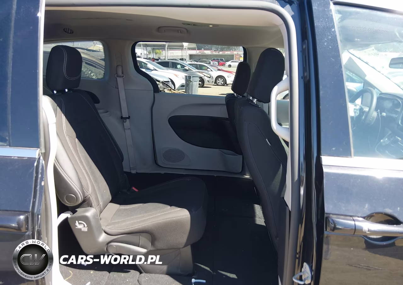 2022 Chrysler Voyager Lx VIN:2C4RC1CG1NR102966 - 8