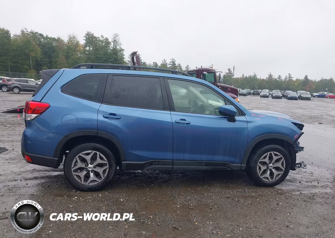 2024 Subaru Forester Premium VIN:JF2SKADC1RH457588 - 14