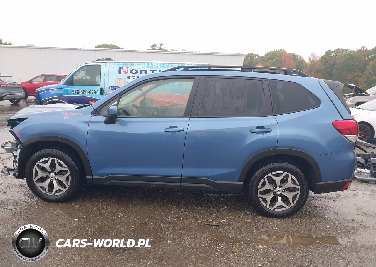 2024 Subaru Forester Premium VIN:JF2SKADC1RH457588 - 15