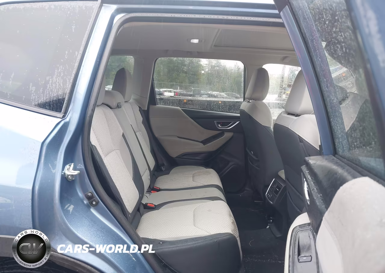 2024 Subaru Forester Premium VIN:JF2SKADC1RH457588 - 8