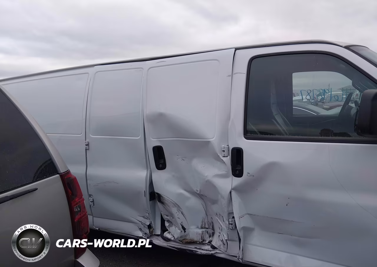 2024 Chevrolet Cargo Express Rwd 2500 Extended Wheelbase Wt VIN:1GCWGBFP1R1289287 - 13