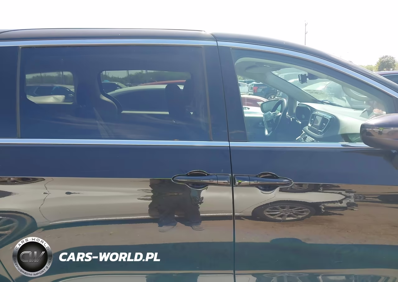 2023 Chrysler Voyager Lx VIN:2C4RC1CG2PR531732 - 14