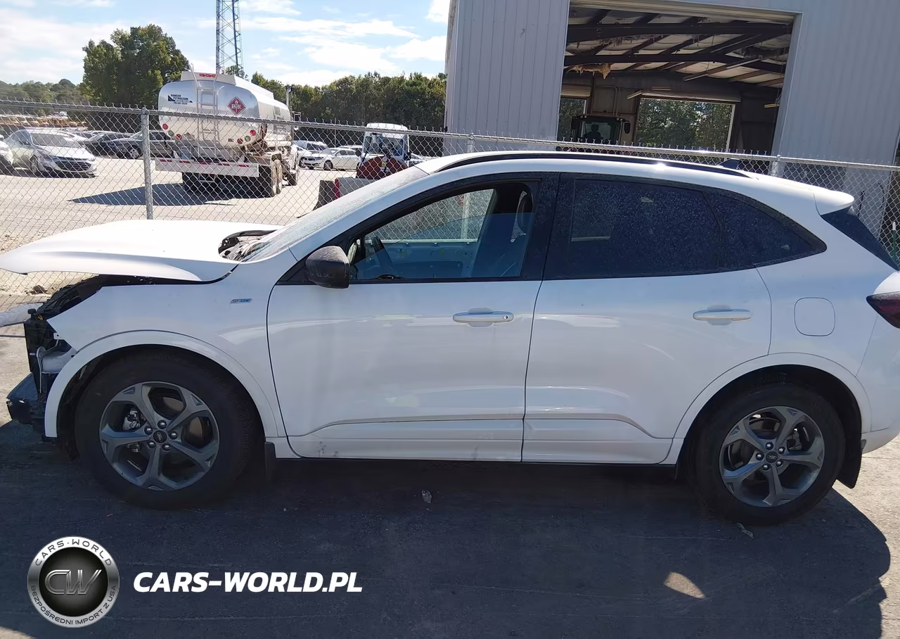 2023 Ford Escape St-Line VIN:1FMCU0MZ0PUB46987 - 15