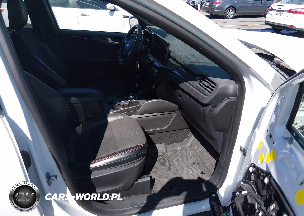 2023 Ford Escape St-Line VIN:1FMCU0MZ0PUB46987 - 5