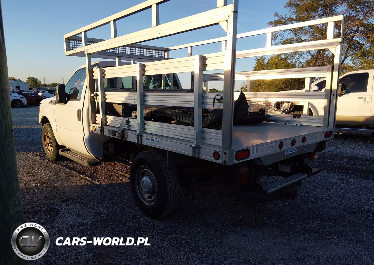 2012 Ford F-250 Xl VIN:1FDBF2A63CED00625 - 3
